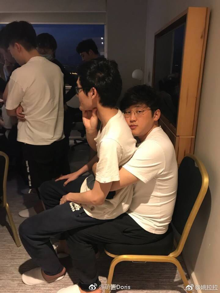 Yabo-Karsa在切尔西比赛中最后时刻胜出，险胜引发热议！赢得满堂喝彩-Yabo