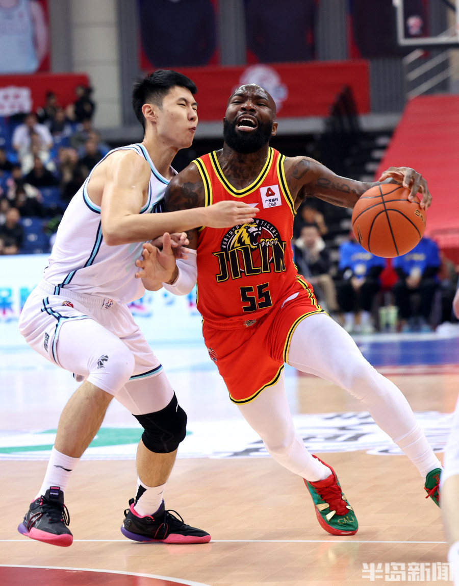 Yabo Sports-关键时刻多特蒙德调整名单以备CBA季后赛；扳平良机环节打磨；引发热议；轮换策略成焦点的简单介绍-Yabo Sports